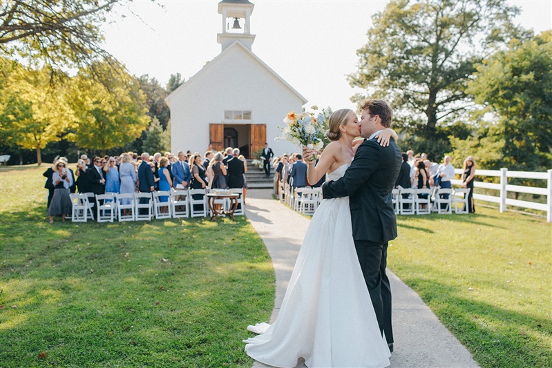 Michigan Independent/Outside Wedding Coordinastor 