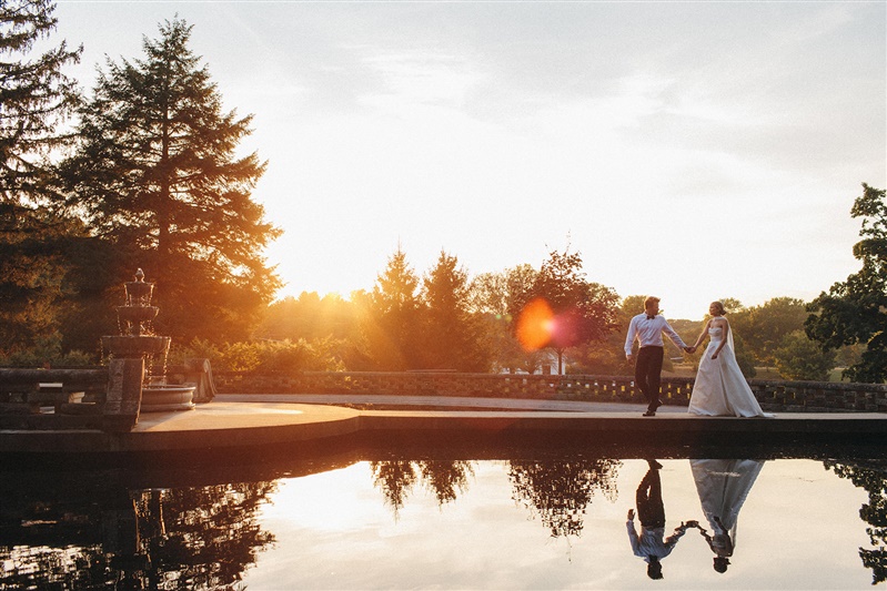 Outside/independent Wedding Coordinator