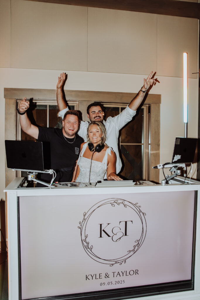 DJ-wedding-fun-Luxx-entertainment